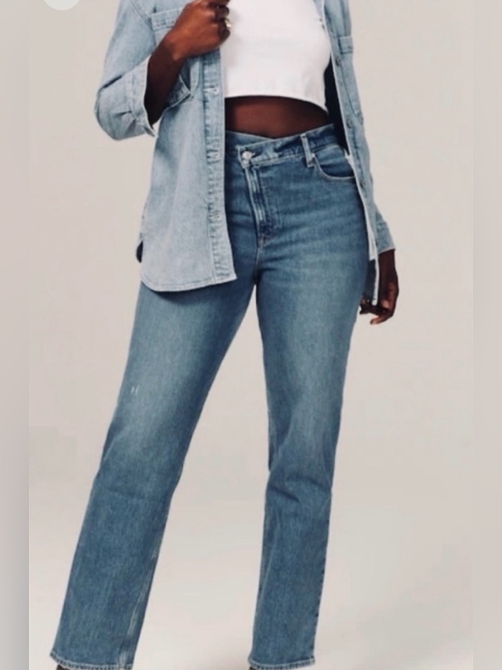 Abercrombie & Fitch High-Rise 90’s Jeans